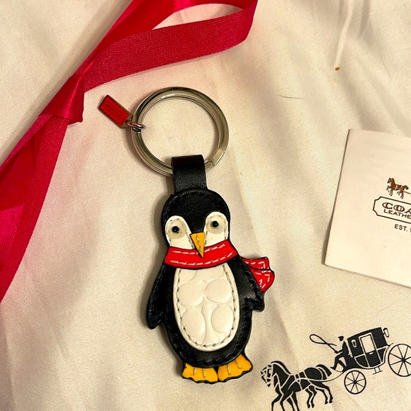 Coach Keychain - Picture 3 of 8